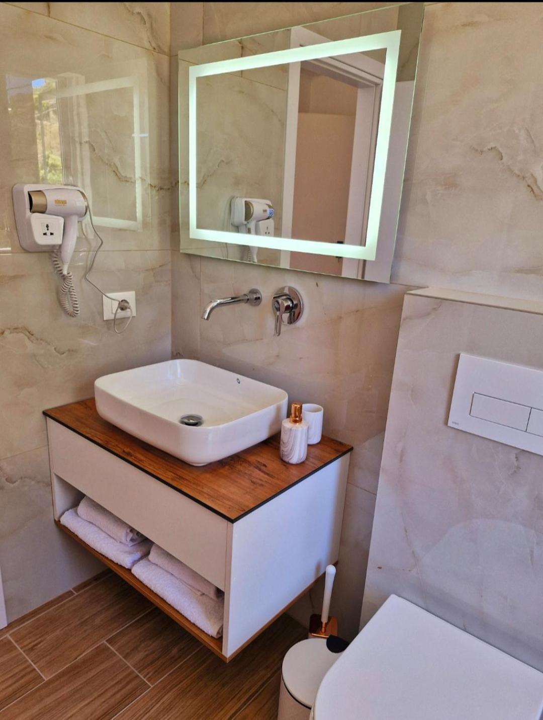 Villa Virginia Sarande Ngoại thất bức ảnh