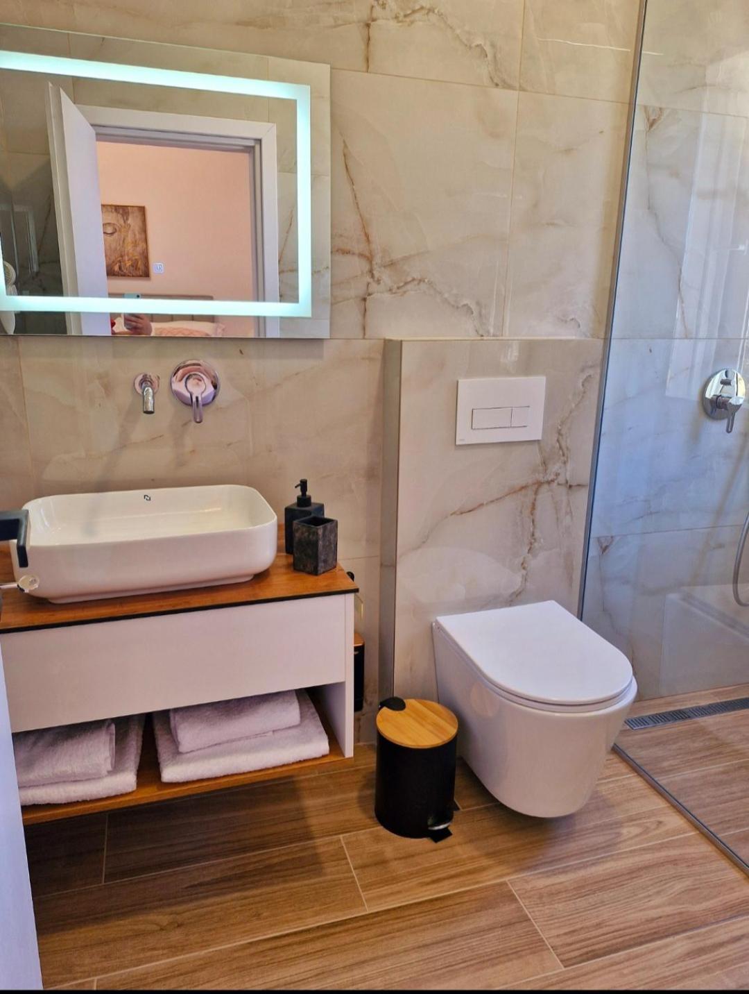 Villa Virginia Sarande Ngoại thất bức ảnh